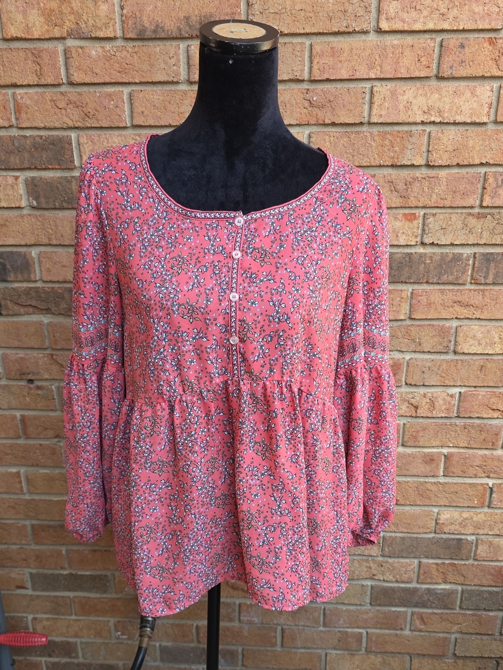 Max Studio Coral Floral Button-Peplum Blouse Size Large